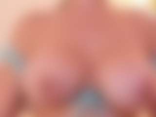APRIL-ROSES's Live Sex Cam Show