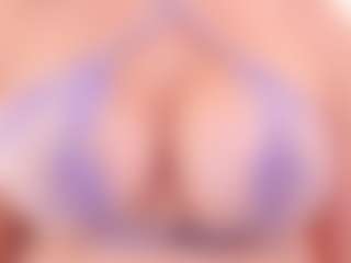 APRIL-ROSES's Live Sex Cam Show