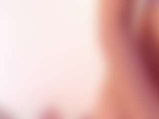 Live cam show with APRIL-ROSES - Spank Curvy on TeamSkeetLive