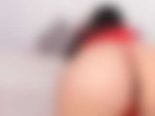 Live cam show with APRIL-ROSES - Skinny on Camsoda