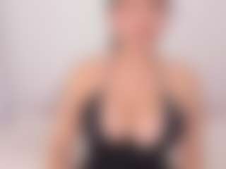 Live cam show with APRIL-ROSES - Skinny on fapnchat