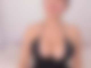 Live cam show with APRIL-ROSES - BBW on Streamer API