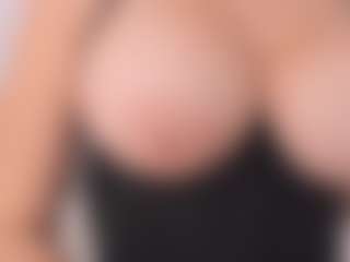 APRIL-ROSES's Live Sex Cam Show