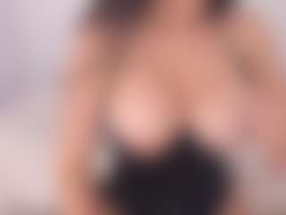 APRIL-ROSES's Live Sex Cam Show