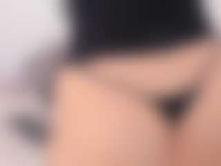APRIL-ROSES's Live Sex Cam Show