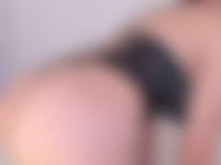 APRIL-ROSES's Live Sex Cam Show