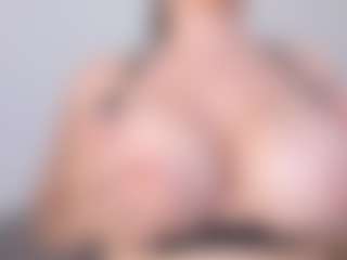APRIL-ROSES's Live Sex Cam Show