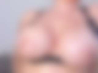APRIL-ROSES's Live Sex Cam Show