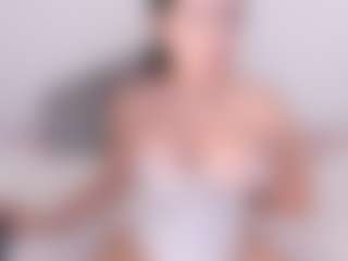 APRIL-ROSES's Live Sex Cam Show
