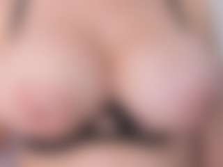 APRIL-ROSES's Live Sex Cam Show