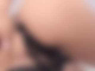 APRIL-ROSES's Live Sex Cam Show