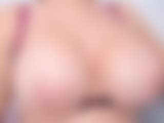 APRIL-ROSES's Live Sex Cam Show
