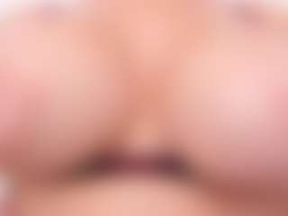 APRIL-ROSES's Live Sex Cam Show