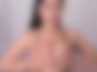 Live cam show with APRIL-ROSES - Flashing on alttransgirls