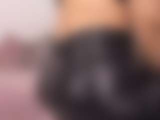 Live cam show with APRIL-ROSES - Skinny on Pornisteam.com