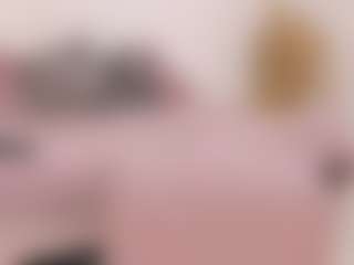 Live cam show with APRIL-ROSES - Flashing on Camsoda