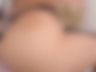APRIL-ROSES's Live Sex Cam Show