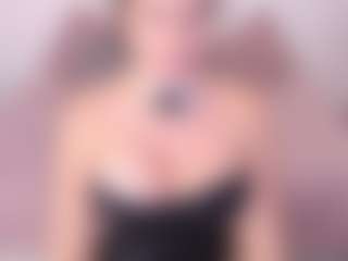 Live cam show with APRIL-ROSES - Brown Eyes BBW on camwithhim.com
