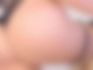 Live cam show with APRIL-ROSES - Indian Petite on Gym Cam Girls | colombia