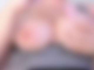 APRIL-ROSES's Live Sex Cam Show
