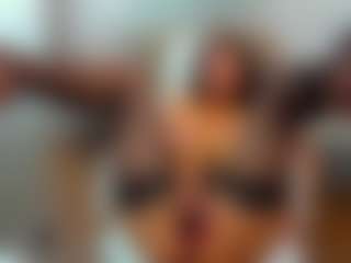 Live cam show with ayumilove - Bikini on CamClone