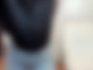 Live cam show with ayumilove - Average on livesuperchat.net