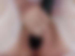 Live cam show with Nicole - Mature on StripNow