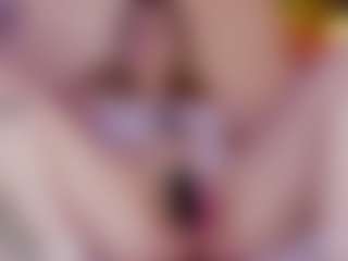 Live cam show with Nicole - Middle Aged on CamSodaAdn