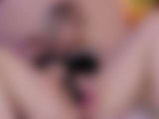Live cam show with Nicole - Small Tits on TeamSkeetLive
