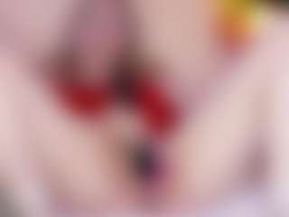 Live cam show with Nicole - Blue Eyes on CamClone