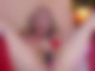 Live cam show with Nicole - Blonde Hair MILF on camwithhim.com