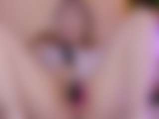 Live cam show with Nicole - Mature on SinfulBabes