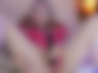 Live cam show with Nicole - Middle Aged on CamSodaAdn