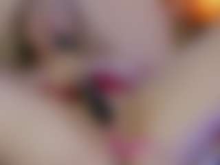 Live cam show with Nicole - Blue Eyes on crypto-cams