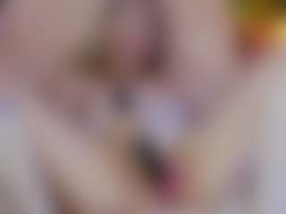 Live cam show with Nicole - Cum on Soda Cam