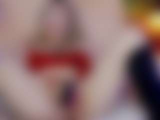 Nicole MILF webcam performer live streaming