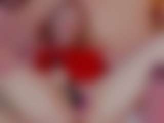 Nicole MILF webcam performer live streaming