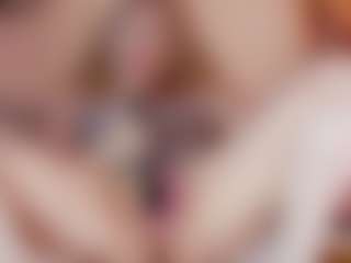Live cam show with Nicole - Blonde Hair Middle Aged on Dolls Live