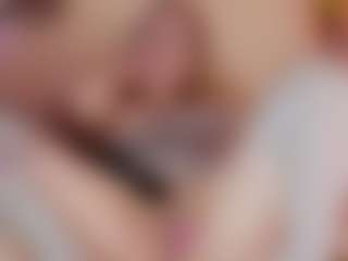Live cam show with Nicole - Squirt Blonde Hair on hotwifechat.live