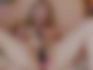 Live cam show with Nicole - Blue Eyes on Mixed Magazine Live