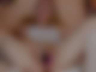 Live cam show with Nicole - Blonde Hair MILF on intimatelivegirls.com