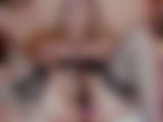 Nicole MILF webcam performer live streaming
