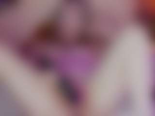 Live cam show with Nicole - Mature on Camsoda