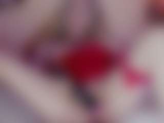 Nicole MILF webcam performer live streaming