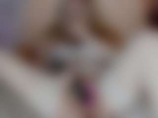 Live cam show with Nicole - Blonde Hair MILF on xxxlivecams.org