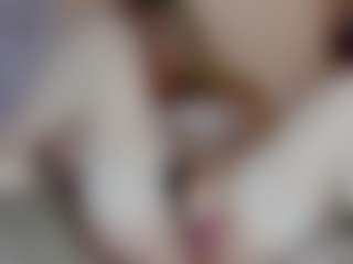 Nicole MILF webcam performer live streaming