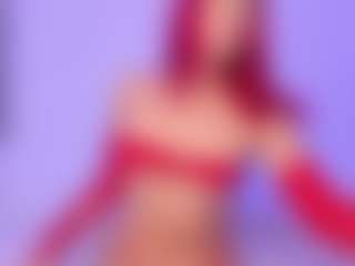 Live cam show with Powergirl Gwen - Teen (18+) on Cam Slut