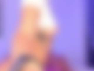 Powergirl Gwen's Live Sex Cam Show