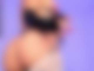 Powergirl Gwen's Live Sex Cam Show