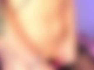 Powergirl Gwen's Live Sex Cam Show